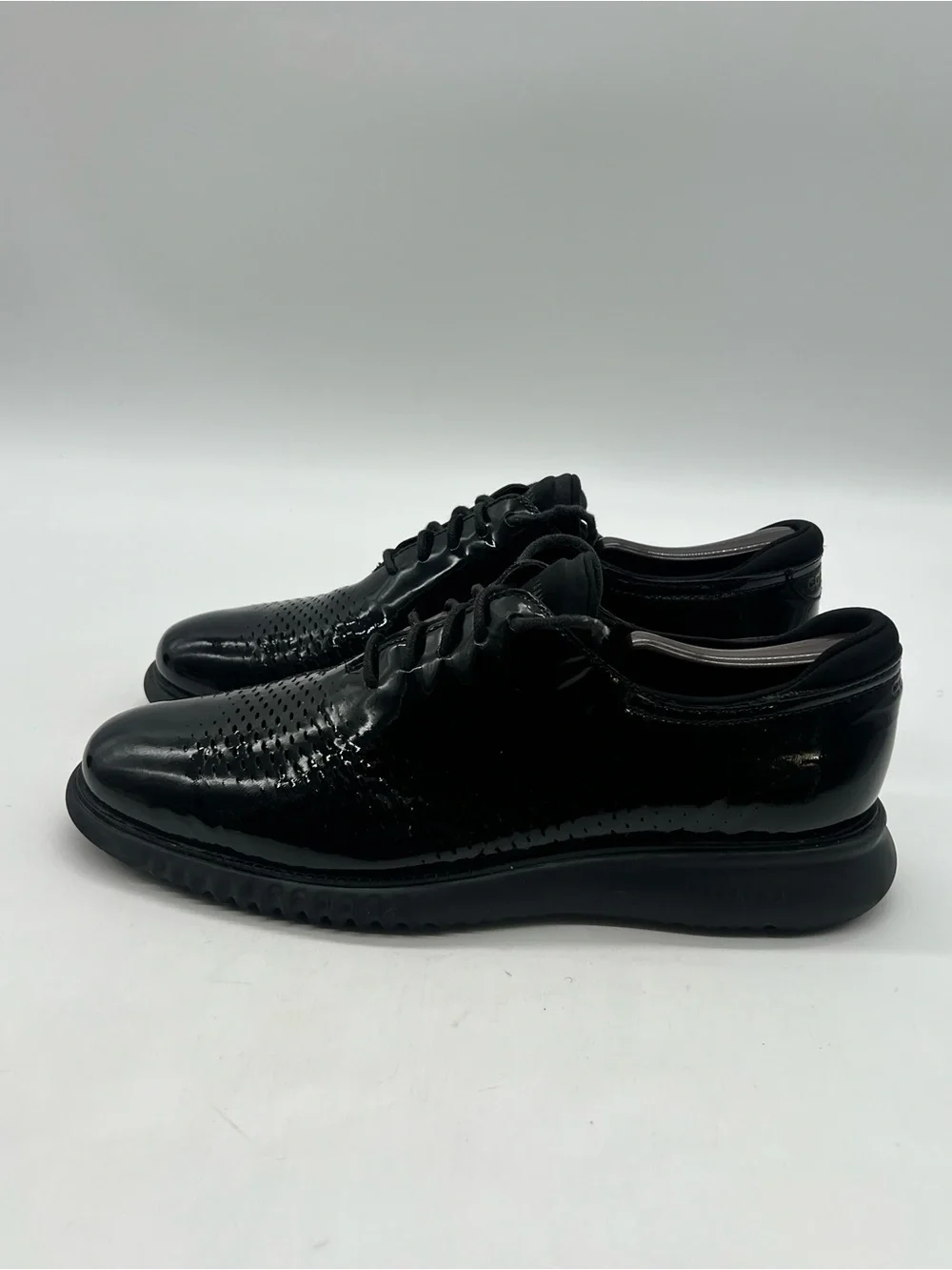Cole Haan 2.ZERØGRAND Men Sz 10M Lined Laser Patent Leather Wingtip Oxford Shoes